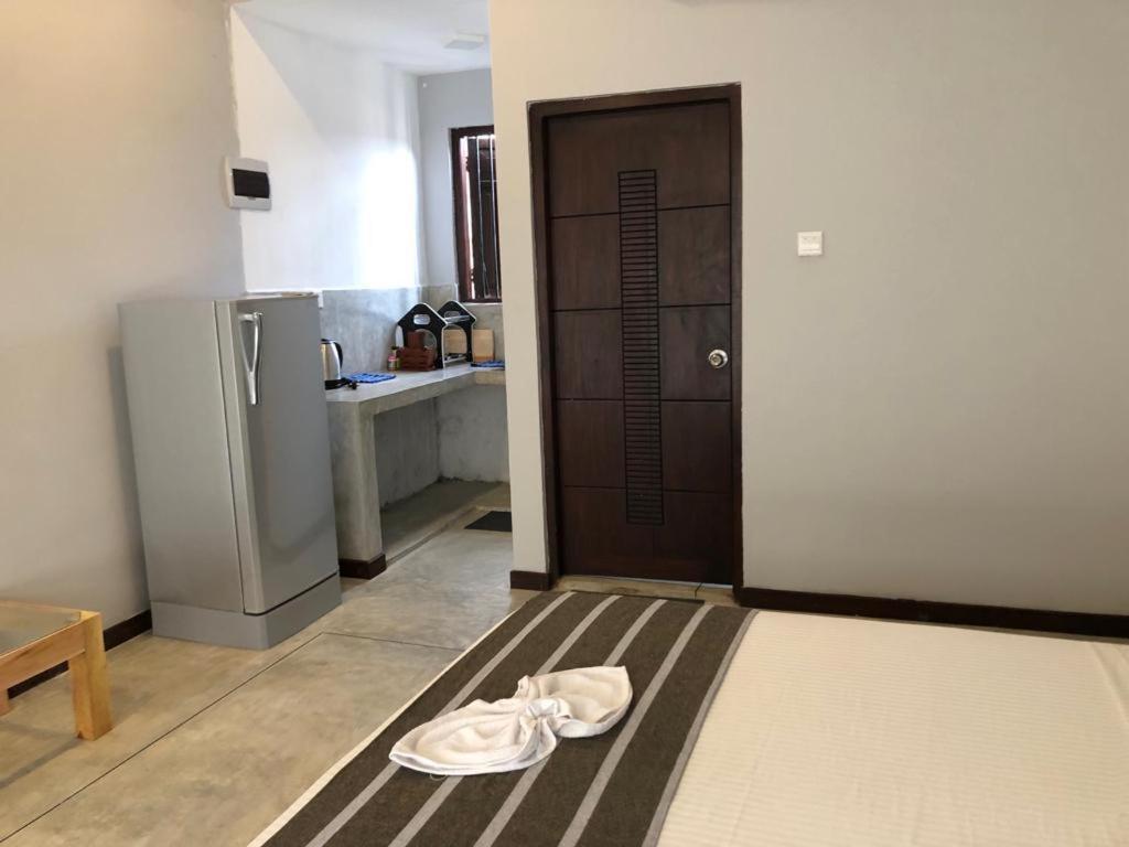 Mandy House Appartement Habaraduwa Central Buitenkant foto